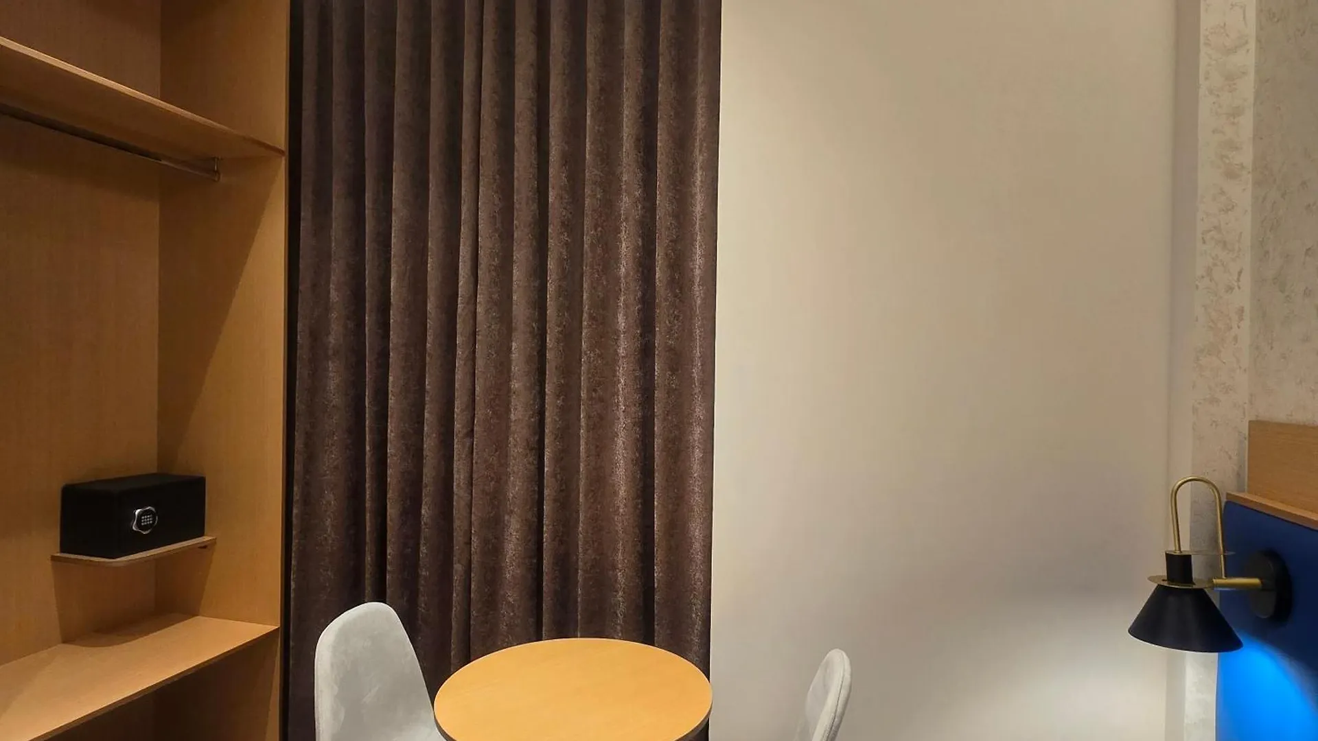 Arbo Boutique Hotel دراس 4*,  ألبانيا