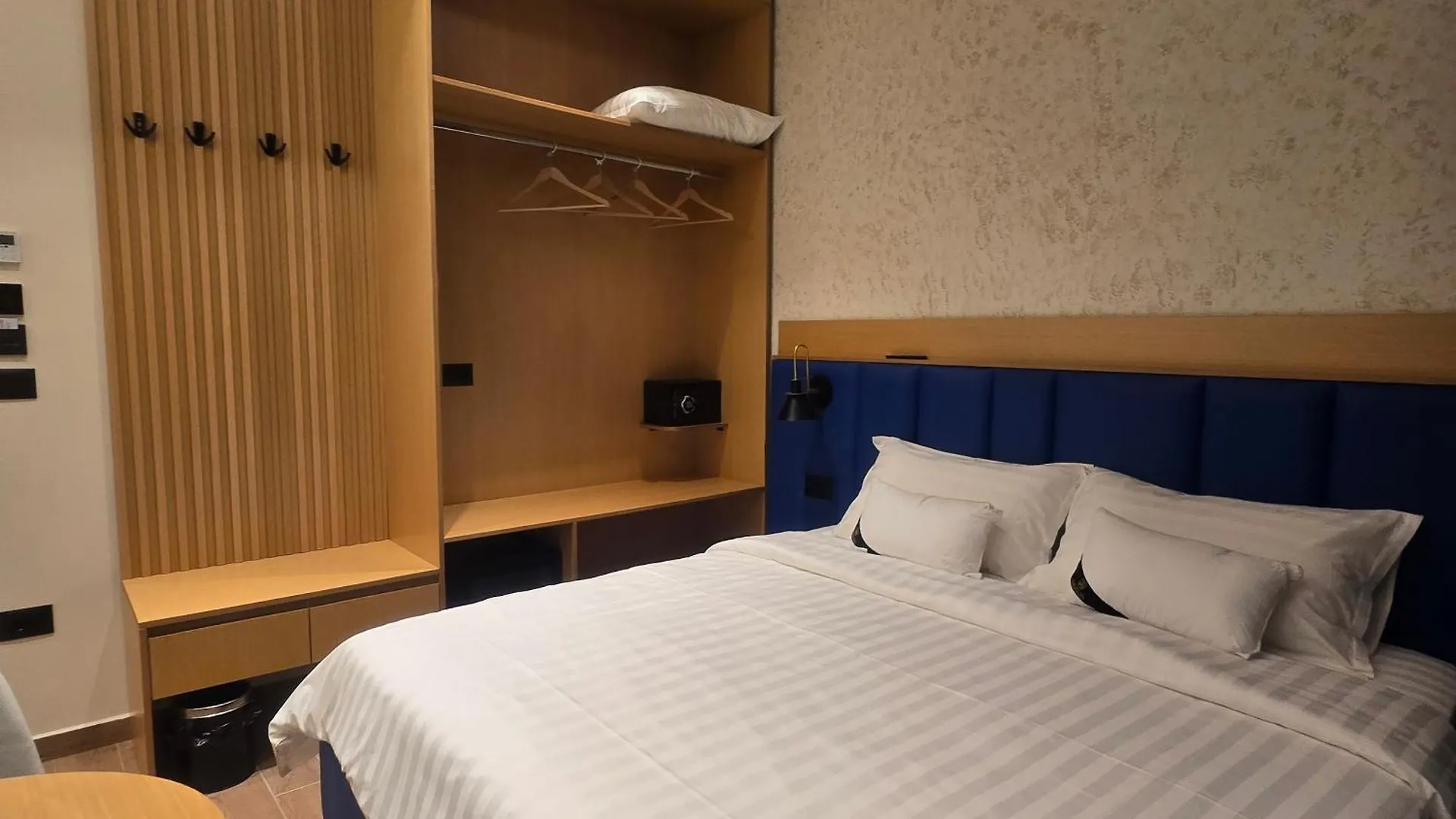 Arbo Boutique Hotel دراس
