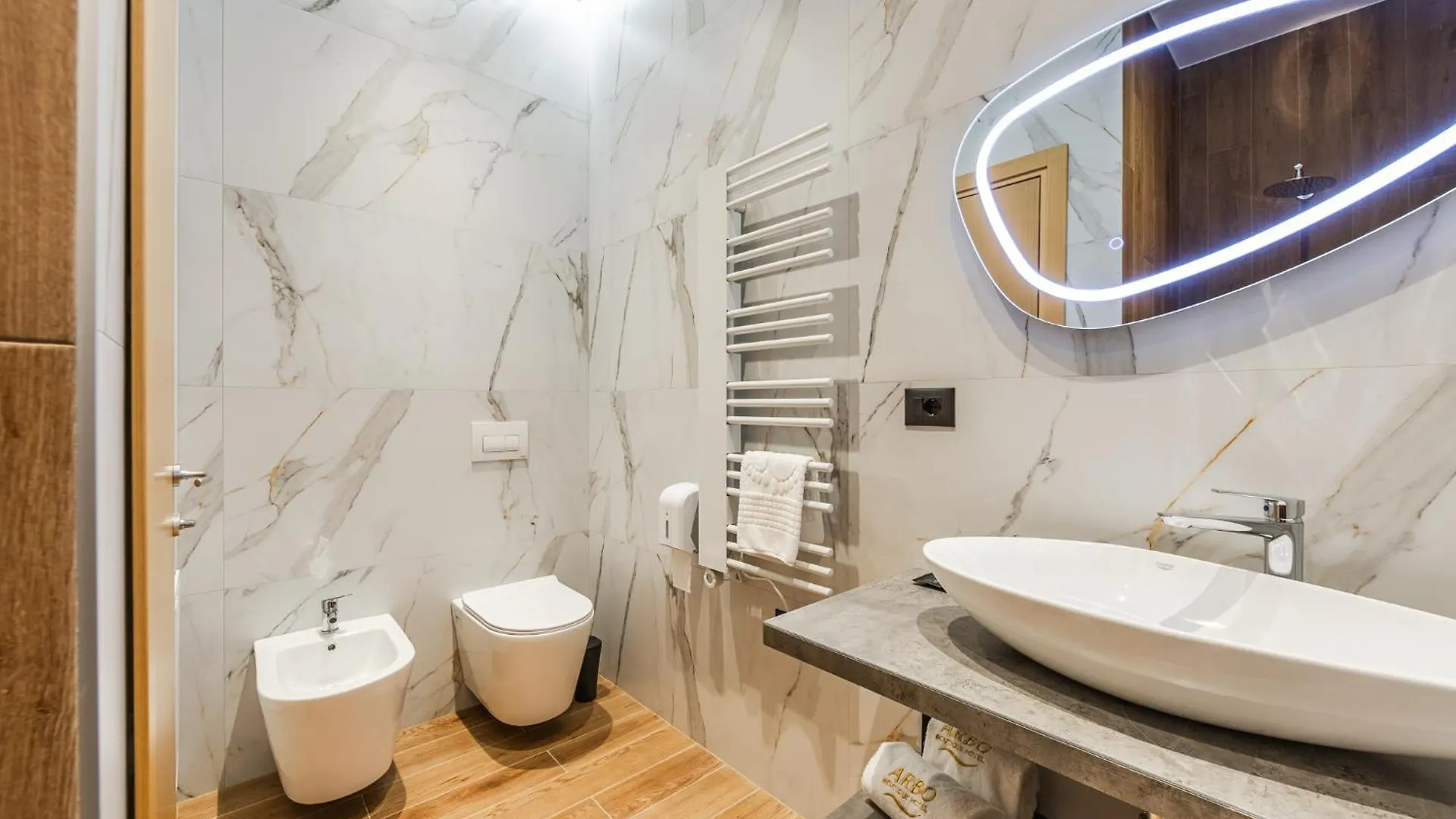Arbo Boutique Hotel دراس