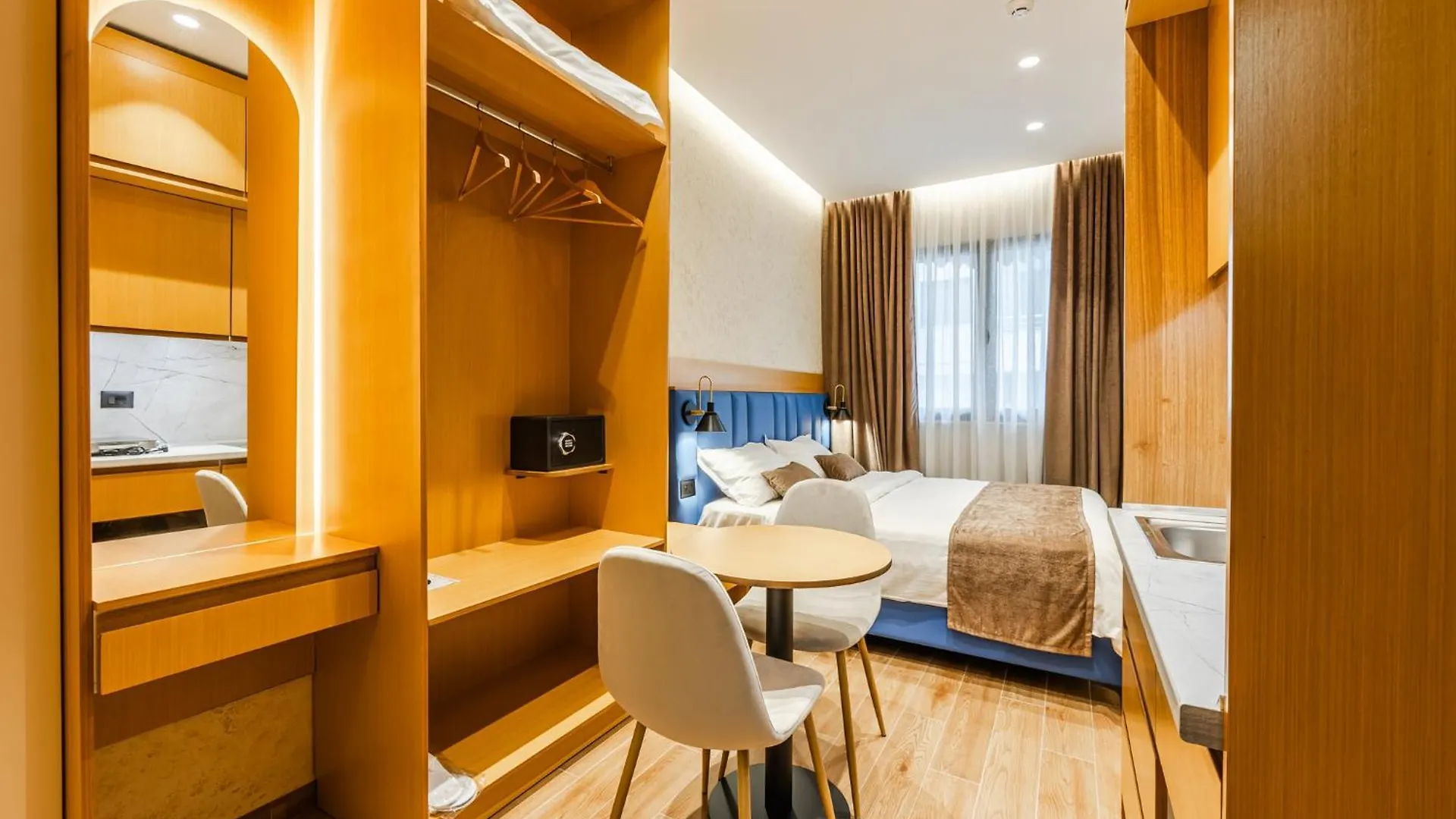 Arbo Boutique Hotel دراس